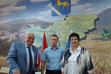 Светлана Иванова приняла участие в работе Совета депутатов Кувандыкского городского округа